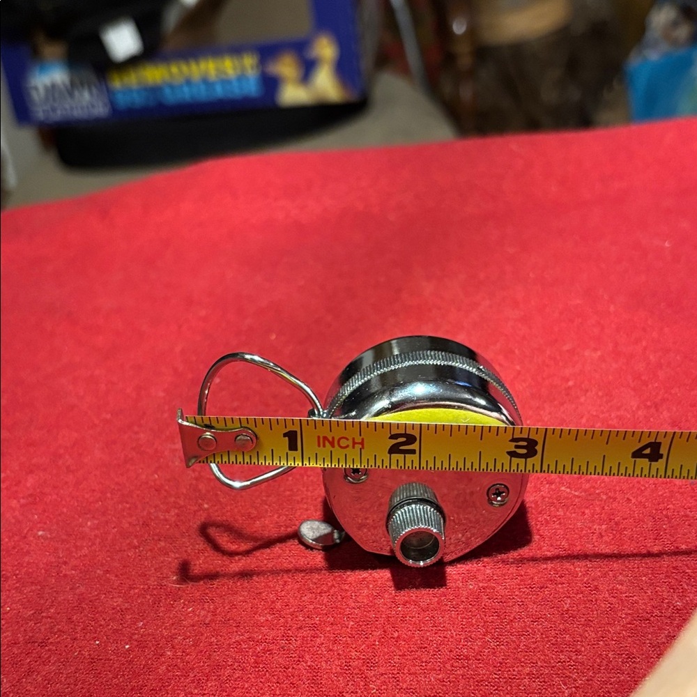 Compact Silver Handheld Counter - Picture 5 of 7